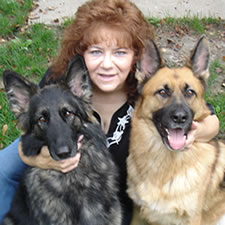 photo of Nissa, Mom and Riley